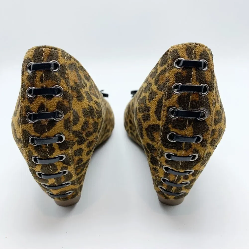 Chinese Laundry Alliwant Leopard Print Print Wedge‎